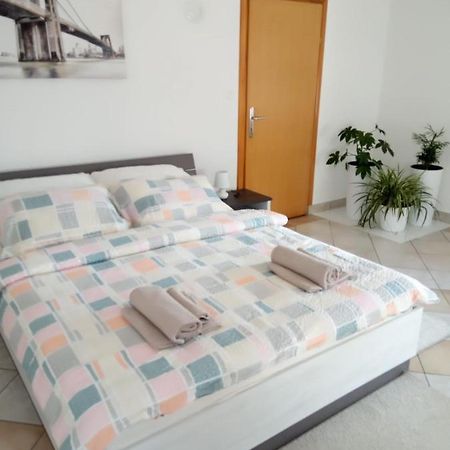 Studio Apartman Kika オトチャッツ エクステリア 写真
